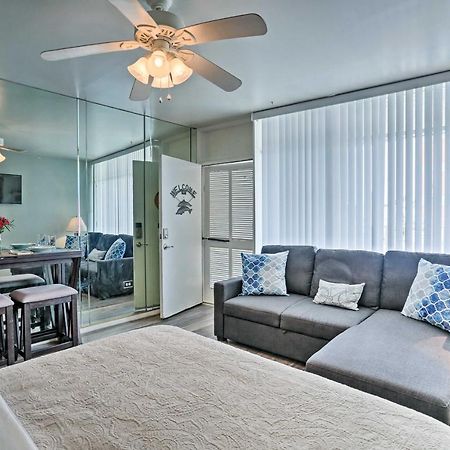 Virginia Beach Studio With Balcony And Pool View! Apartment Екстериор снимка